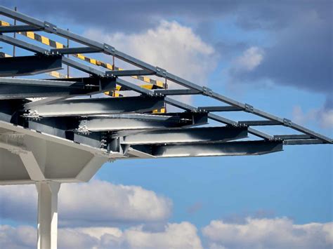 cantilever .